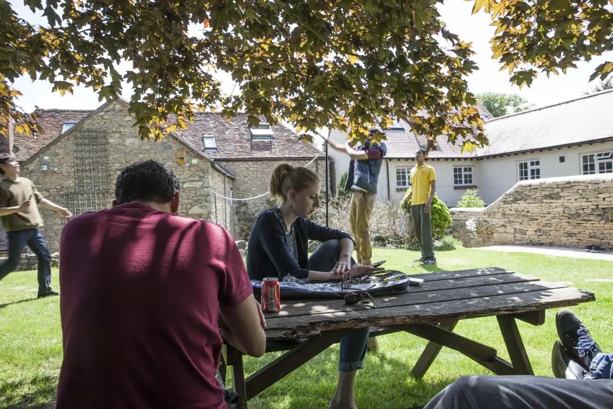 ces-oxford-language-school-students-2