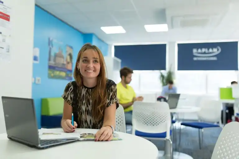 30+_Liverpool_Gallery_school_4