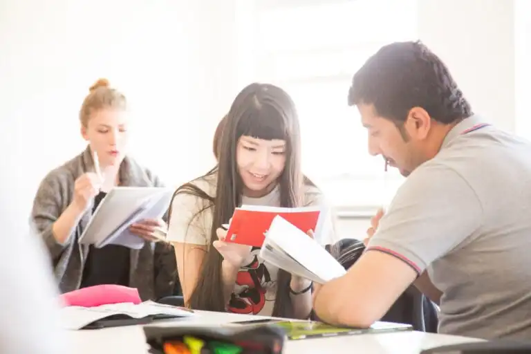 ec-brighton-language-school-students-studying-classroom