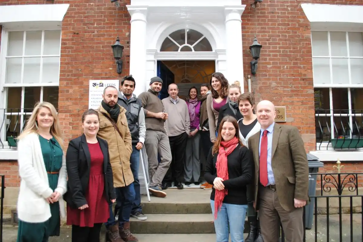 ces-leeds-language-school-students-4