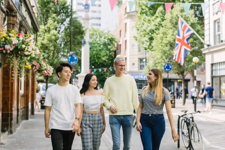 kaplan-english-school-london-photo-gallery-3
