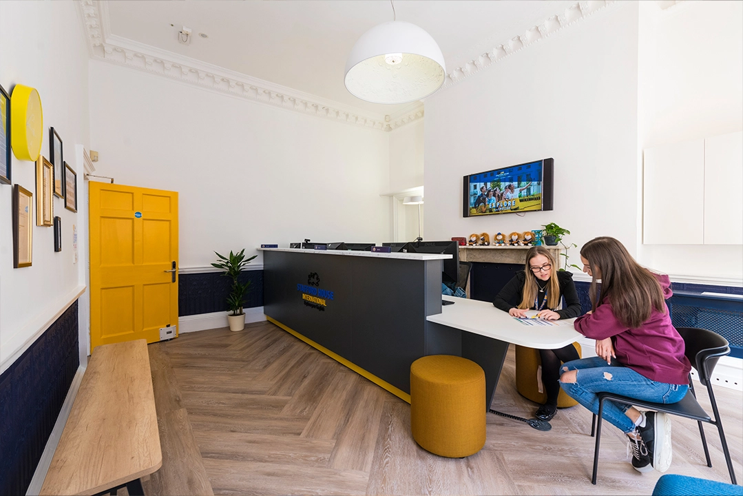 stafford-house-london-language-school-classroom